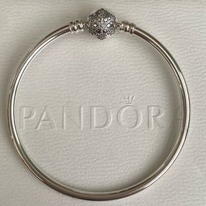 Retired Pandora Bangle 6.7”